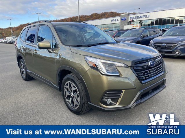 2022 Subaru Forester Premium