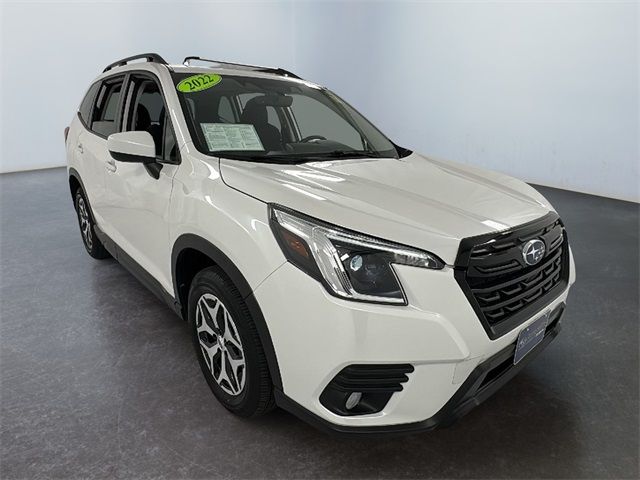 2022 Subaru Forester Premium