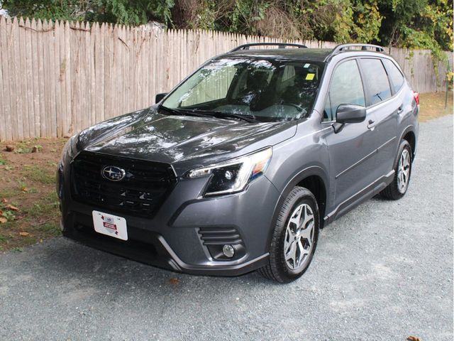 2022 Subaru Forester Premium