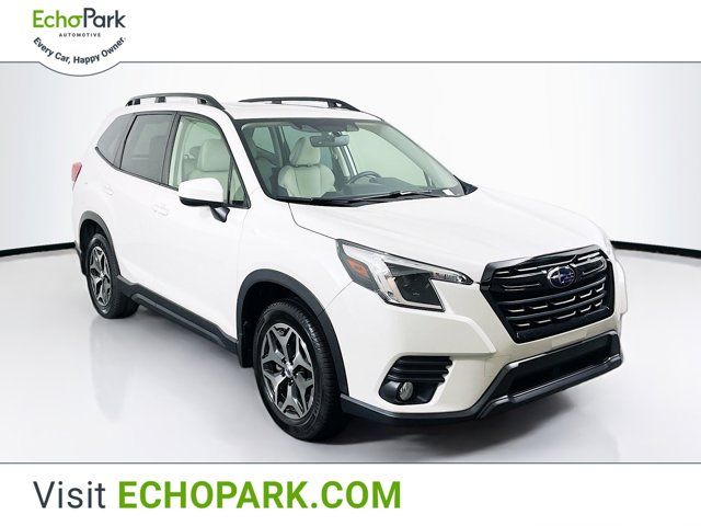 2022 Subaru Forester Premium