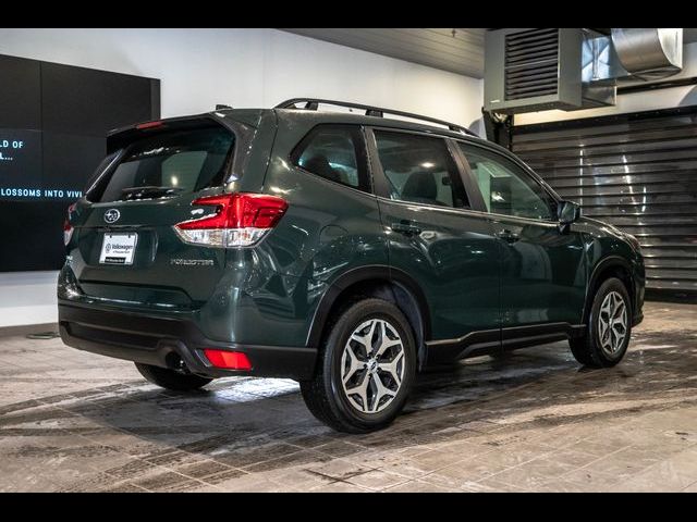 2022 Subaru Forester Premium