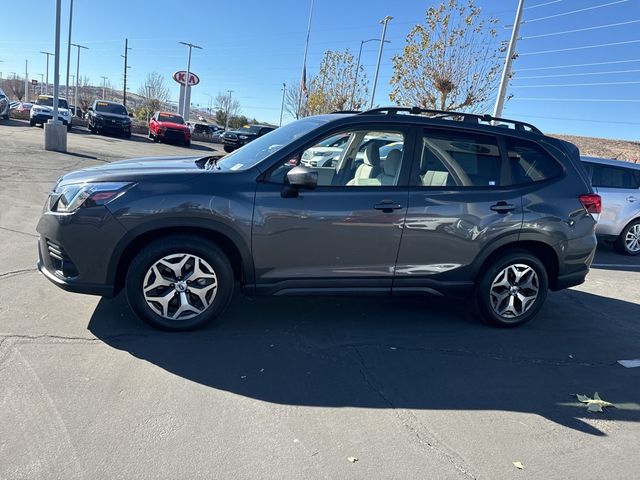 2022 Subaru Forester Premium