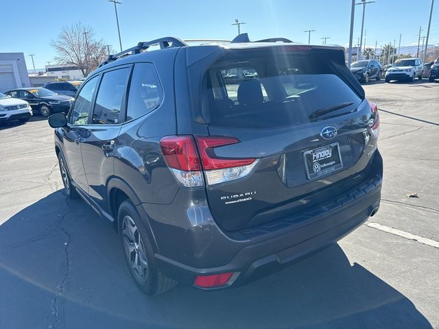 2022 Subaru Forester Premium