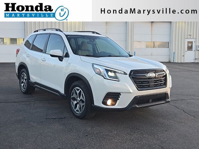 2022 Subaru Forester Premium