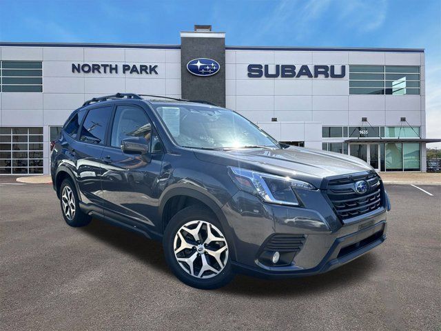 2022 Subaru Forester Premium