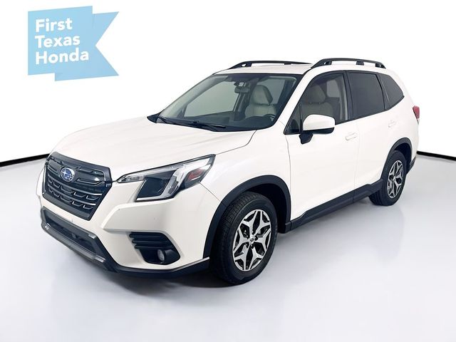 2022 Subaru Forester Premium