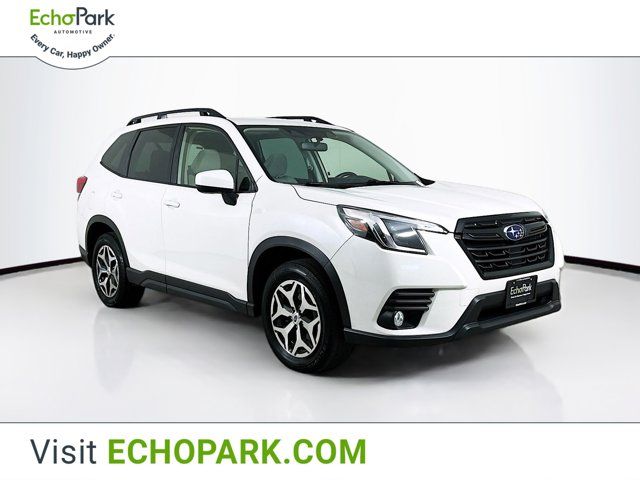 2022 Subaru Forester Premium