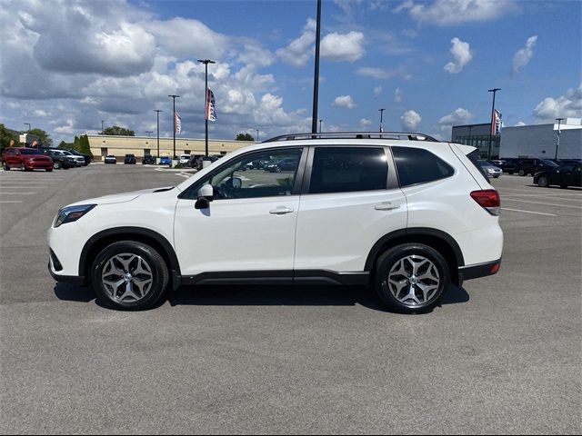 2022 Subaru Forester Premium