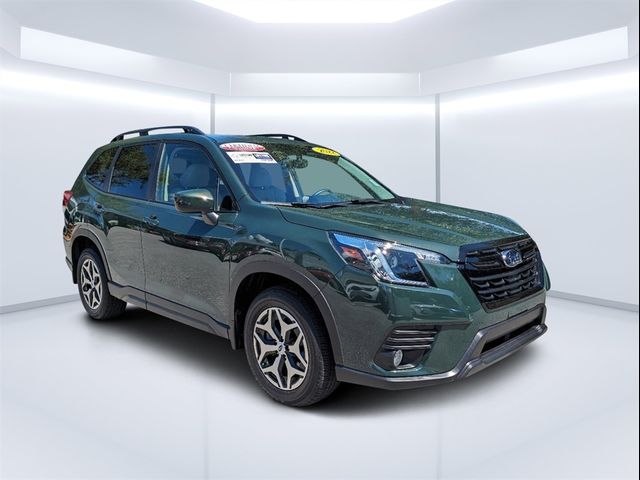 2022 Subaru Forester Premium