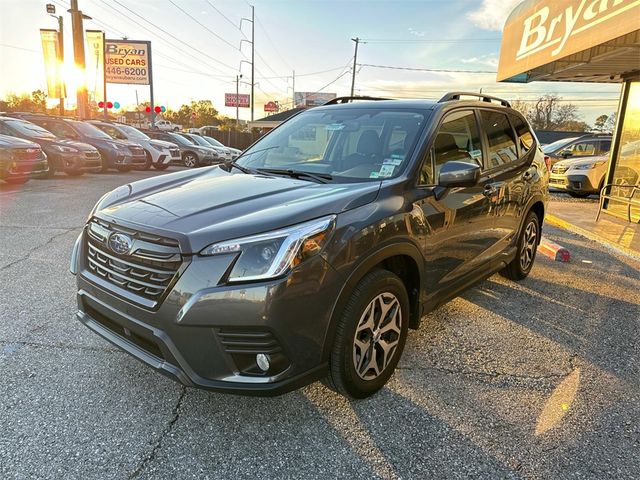 2022 Subaru Forester Premium