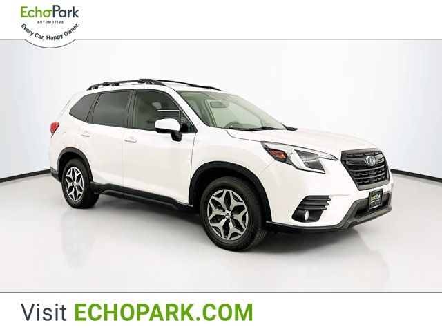 2022 Subaru Forester Premium