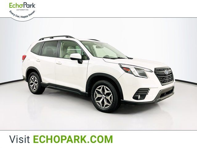 2022 Subaru Forester Premium