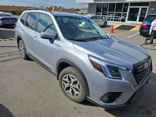 2022 Subaru Forester Premium