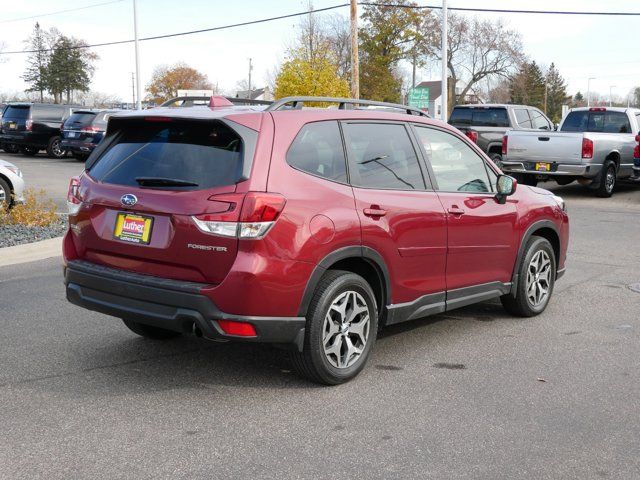 2022 Subaru Forester Premium