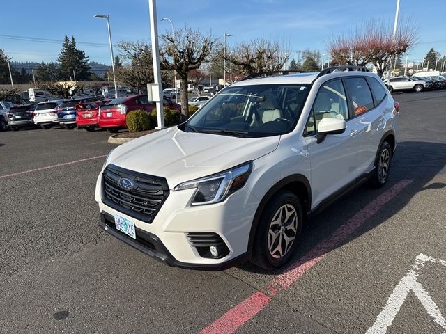 2022 Subaru Forester Premium