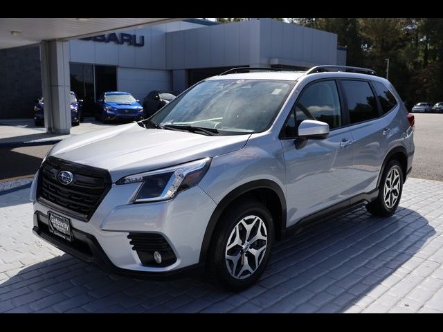 2022 Subaru Forester Premium