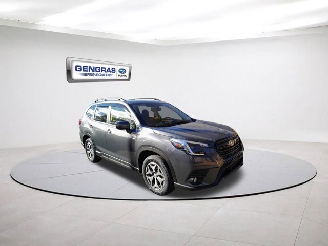 2022 Subaru Forester Premium