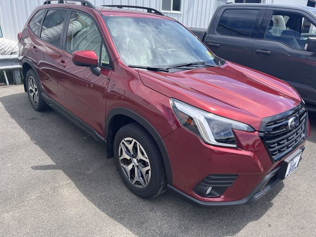 2022 Subaru Forester Premium