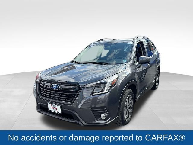 2022 Subaru Forester Premium