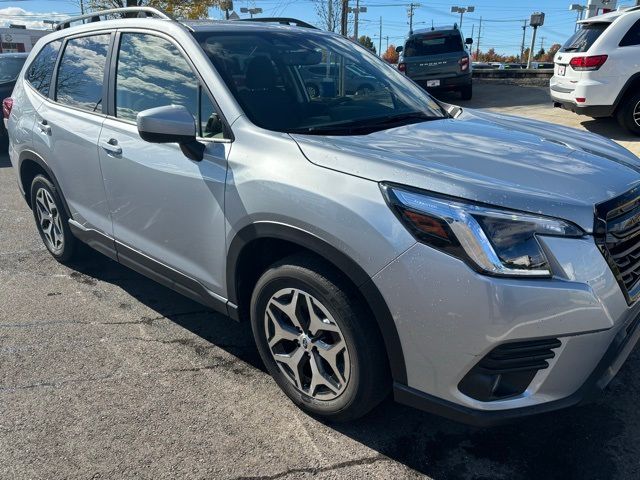 2022 Subaru Forester Premium