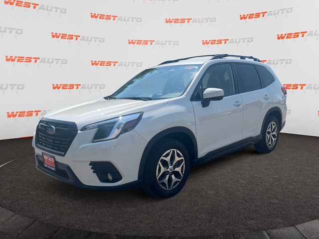 2022 Subaru Forester Premium