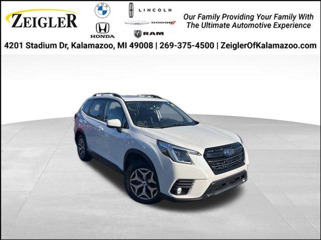 2022 Subaru Forester Premium