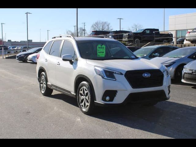 2022 Subaru Forester Premium