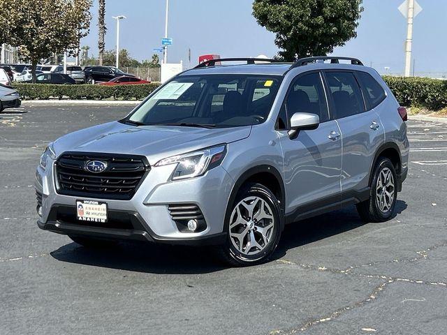 2022 Subaru Forester Premium