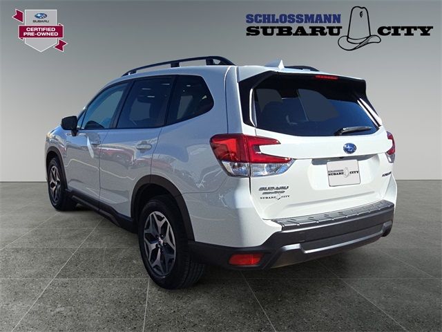 2022 Subaru Forester Premium