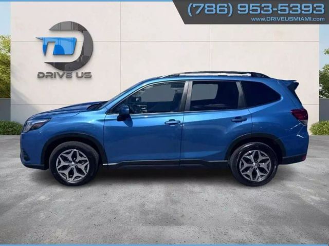 2022 Subaru Forester Premium