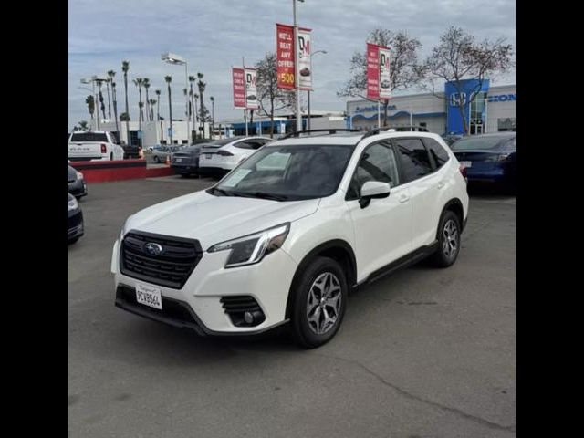 2022 Subaru Forester Premium