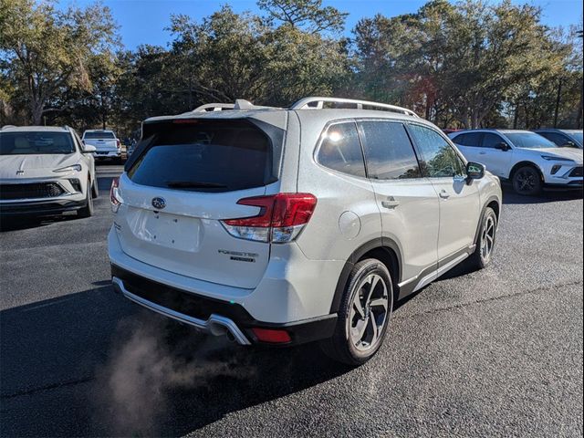 2022 Subaru Forester Touring