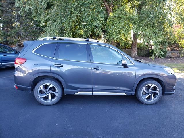 2022 Subaru Forester Touring