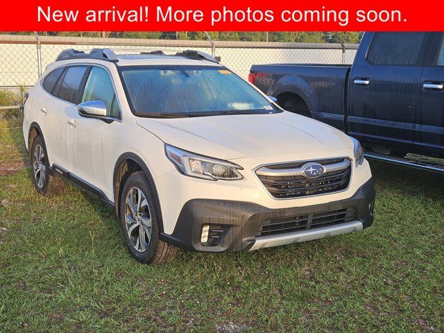 2022 Subaru Outback Touring