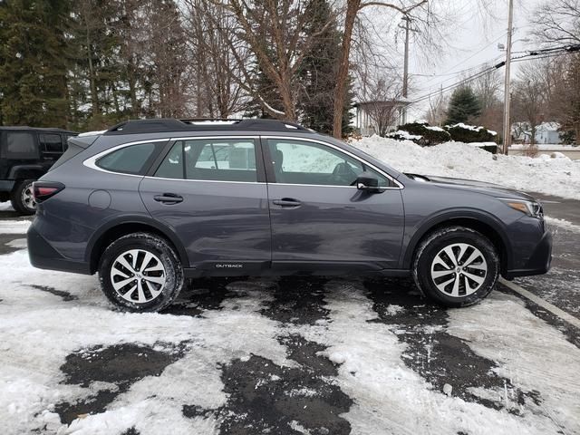 2022 Subaru Outback Base