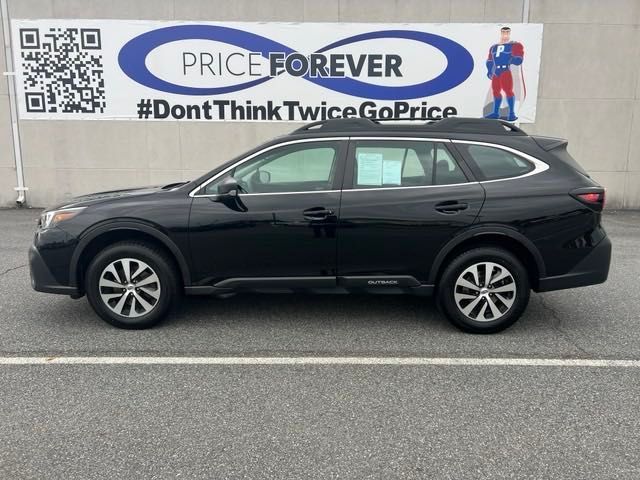 2022 Subaru Outback Base