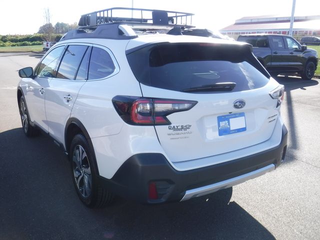 2022 Subaru Outback Touring