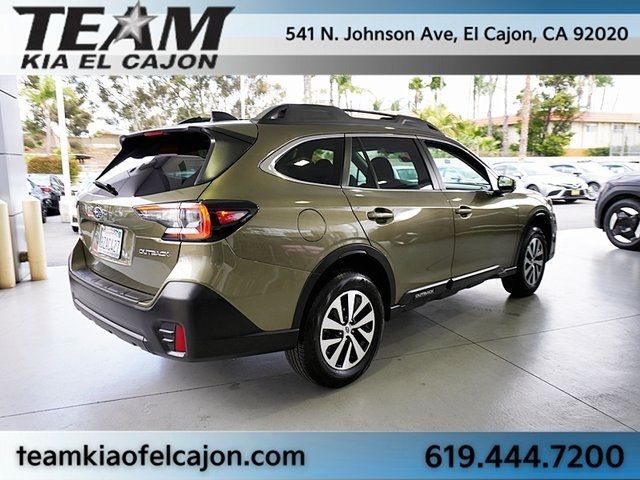 2022 Subaru Outback Premium