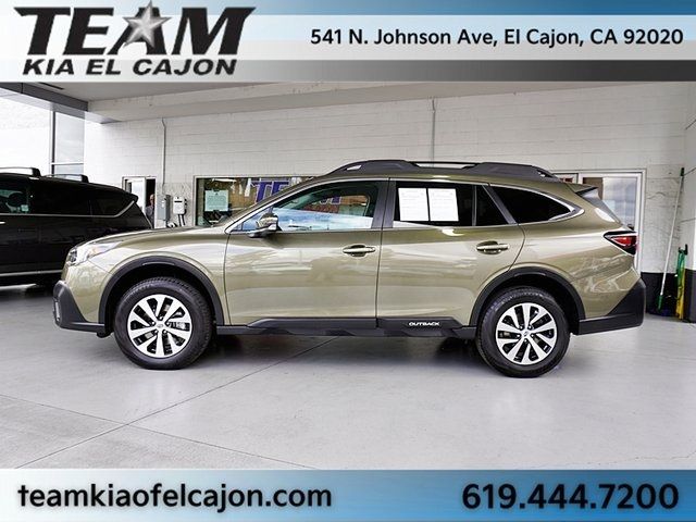 2022 Subaru Outback Premium