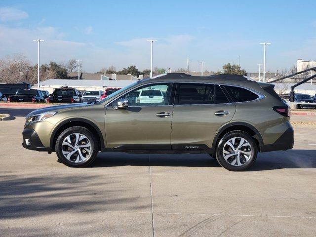 2022 Subaru Outback Touring