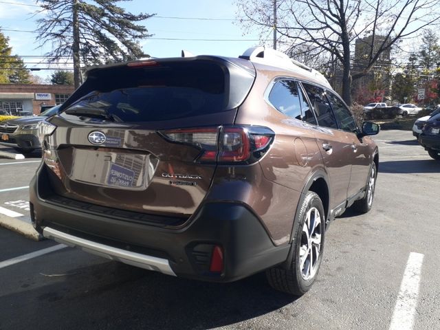 2022 Subaru Outback Touring