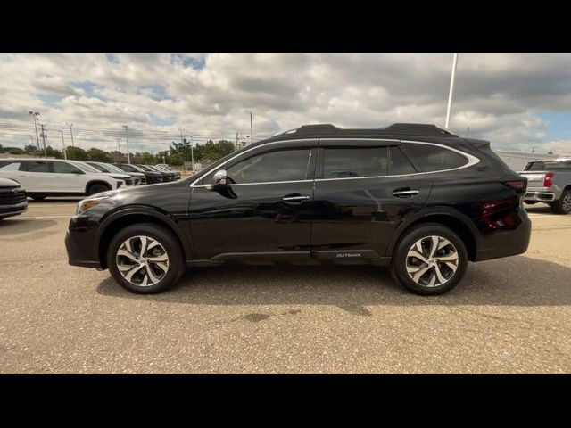 2022 Subaru Outback Touring