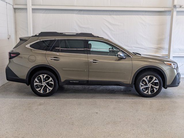 2022 Subaru Outback Touring