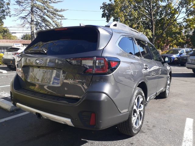 2022 Subaru Outback Touring XT