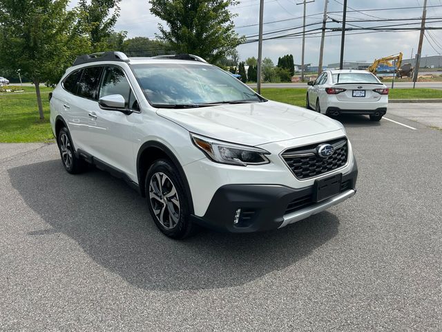 2022 Subaru Outback Touring XT