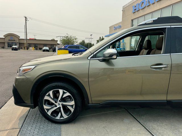 2022 Subaru Outback Touring XT