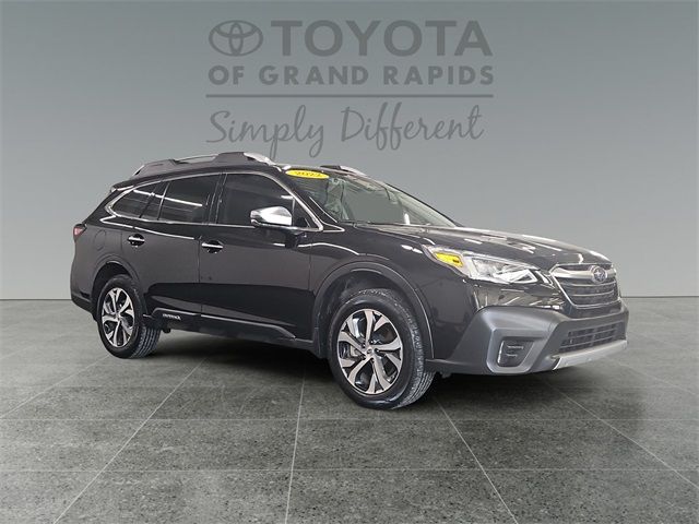 2022 Subaru Outback Touring XT