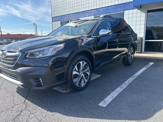 2022 Subaru Outback Touring XT