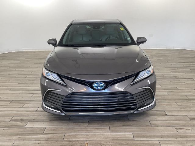 2022 Toyota Camry Hybrid XLE