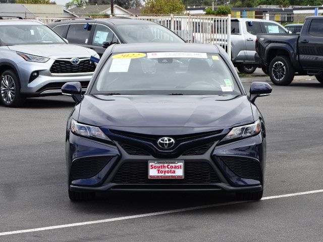 2022 Toyota Camry SE